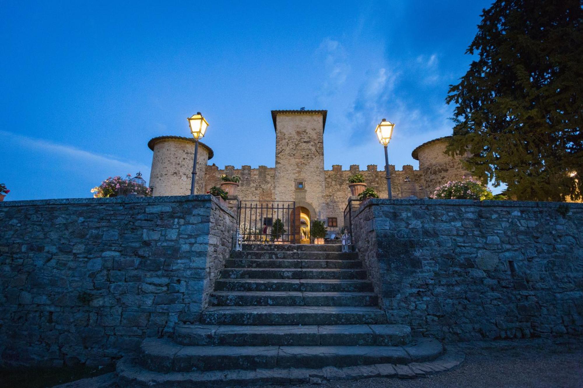 הוילה מרקאטאלה ואל די פזה Castello Di Gabbiano מראה חיצוני תמונה
